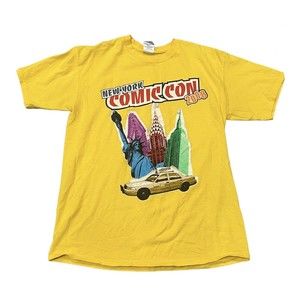 New York Comic Con Medium 2008 Yellow Short Sleeve Volunteer Graphic T Shirt